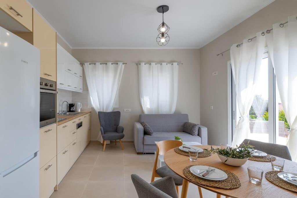 Maritina'S Apartments Amazing Sea View Agia Efimia Екстериор снимка