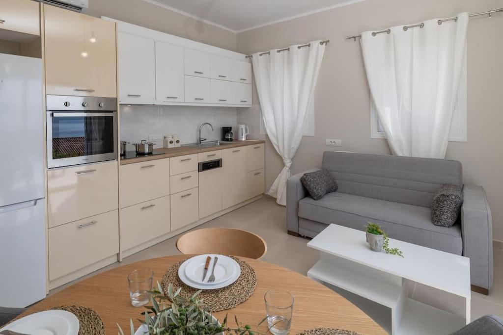 Maritina'S Apartments Amazing Sea View Agia Efimia Екстериор снимка
