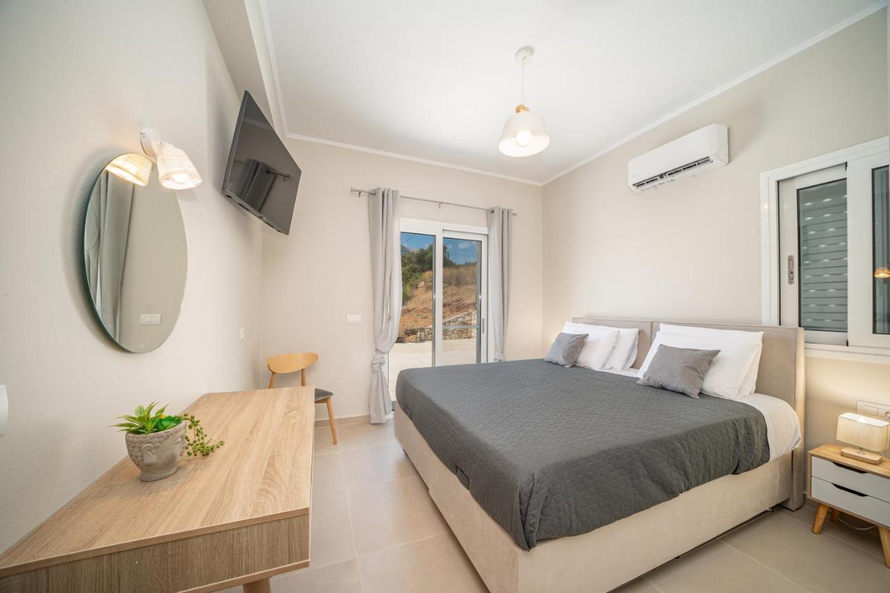 Maritina'S Apartments Amazing Sea View Agia Efimia Екстериор снимка