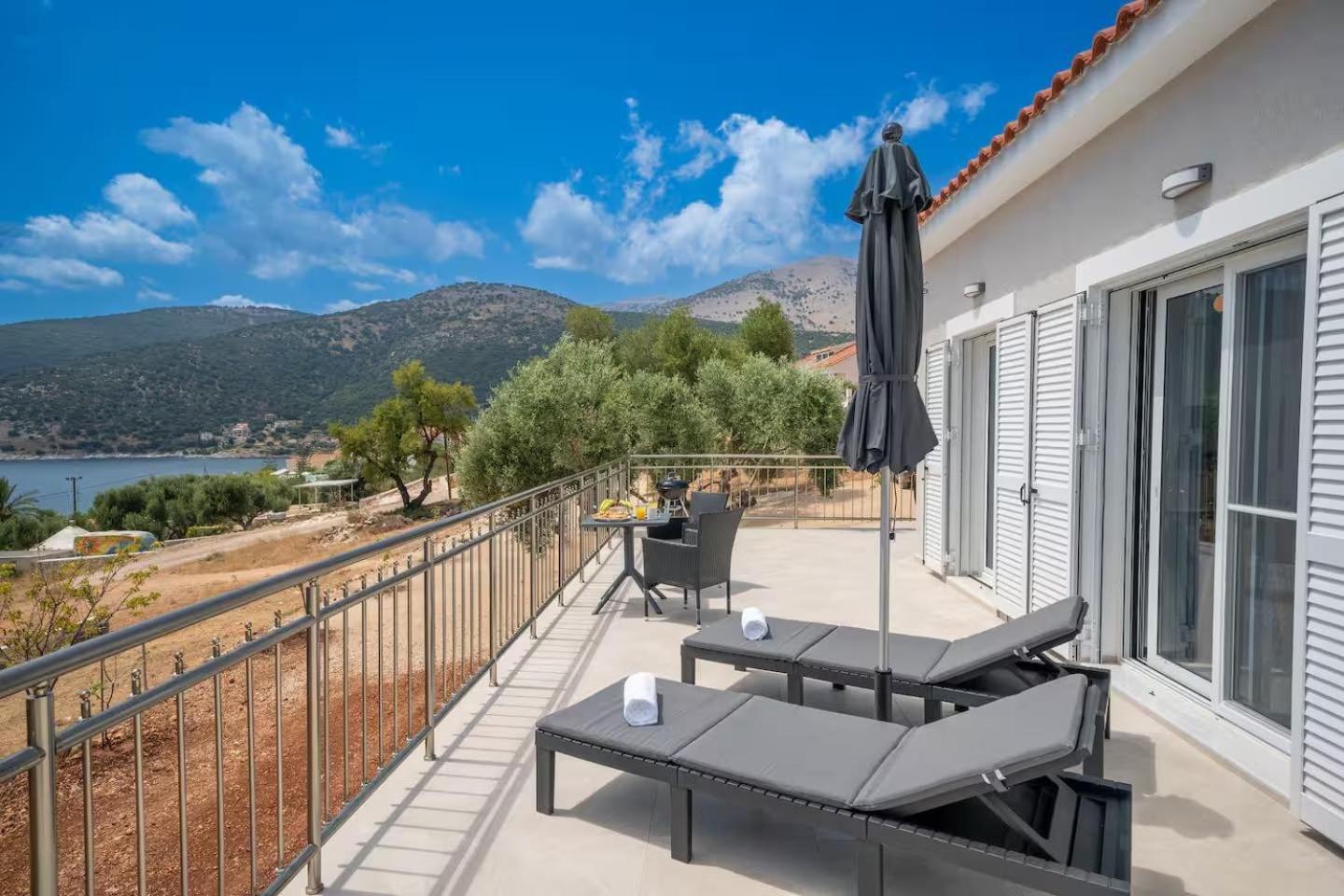 Maritina'S Apartments Amazing Sea View Agia Efimia Екстериор снимка